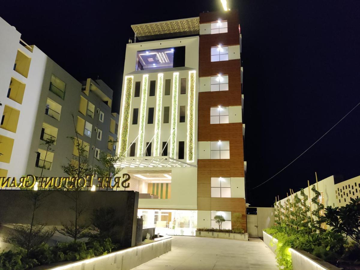 Sree Fortune Grand, Tadepalli Vijayawāda المظهر الخارجي الصورة