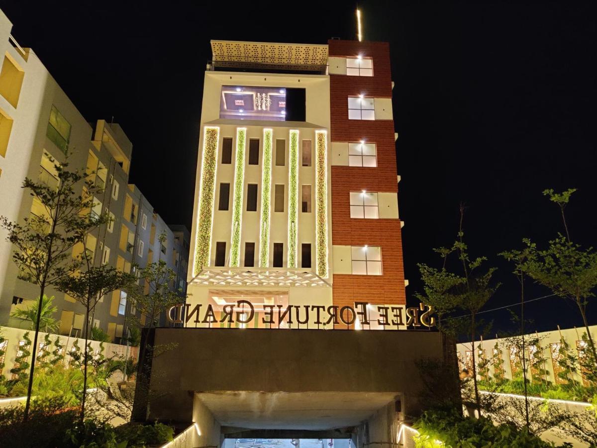 فندق Sree Fortune Grand, Tadepalli Tadepalle المظهر الخارجي الصورة