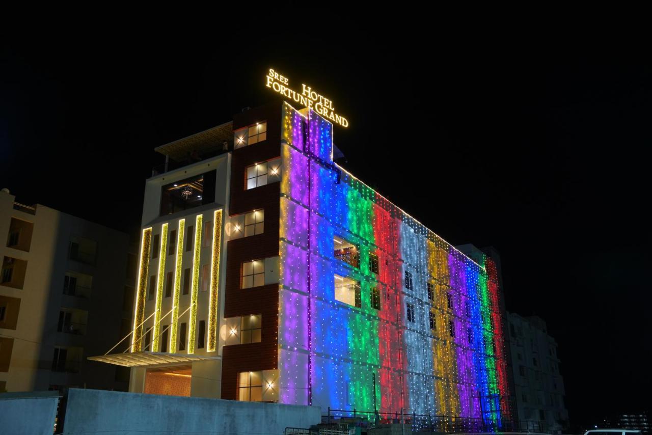 فندق Sree Fortune Grand, Tadepalli Tadepalle المظهر الخارجي الصورة